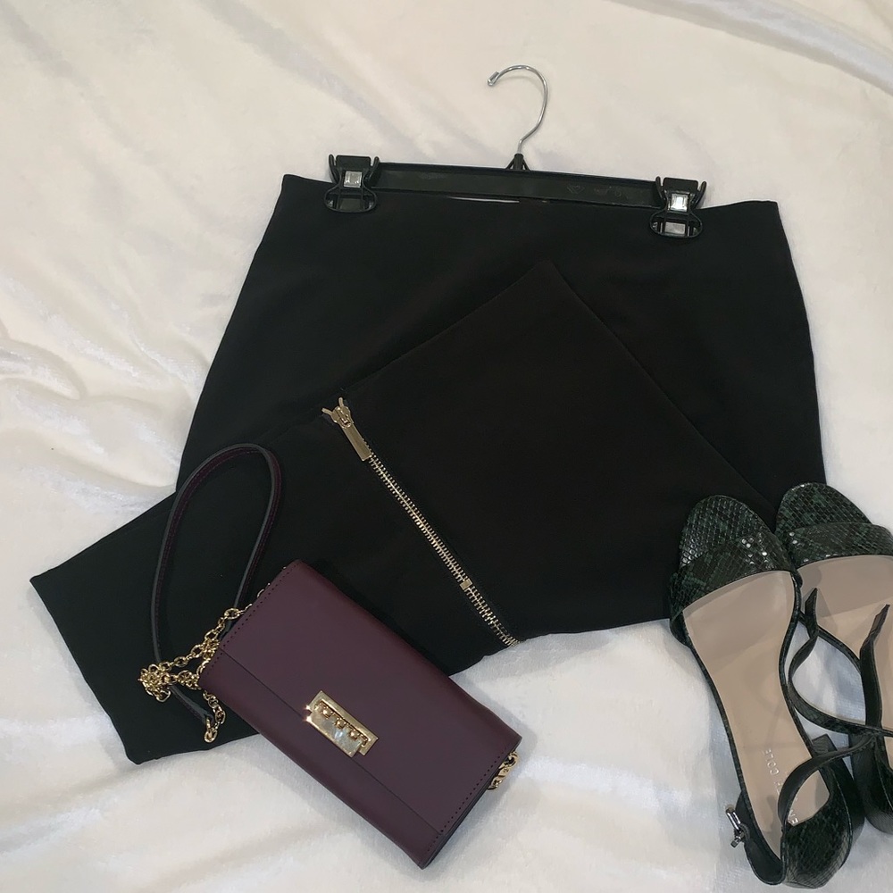 H&M Black Pencil Skirt with Gold Zipper